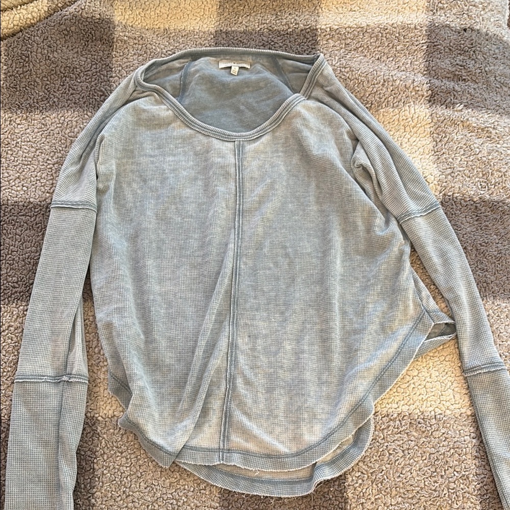 Women's Light Blue Long Sleeve Top
